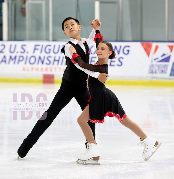 Molli Taylorson & Kejin Peng