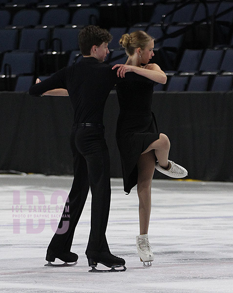 Michelle Deych & Wiles Middlekauff