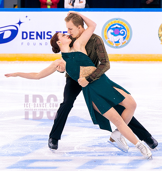 Adrienne Carhart & Oleksandr Kolosovskyi (AZE)