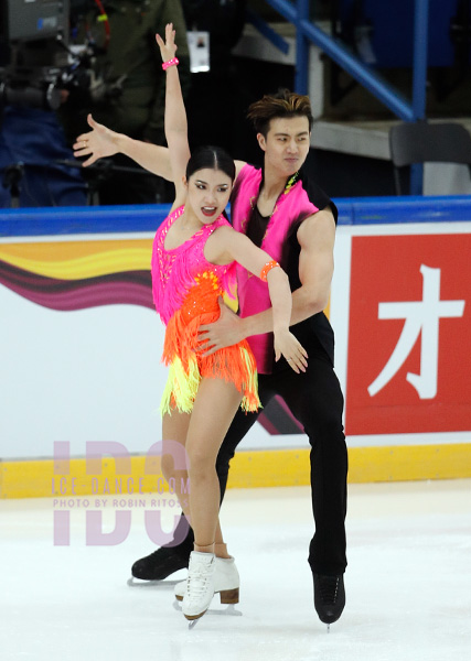 Shiyue Wang & Xinyu Liu (CHN)