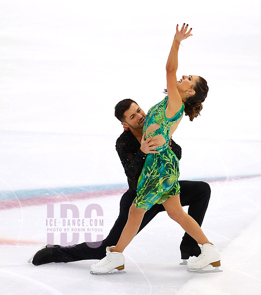 Lilah Fear & Lewis Gibson (GBR)