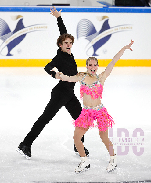 Eva Pate & Logan Bye (USA)