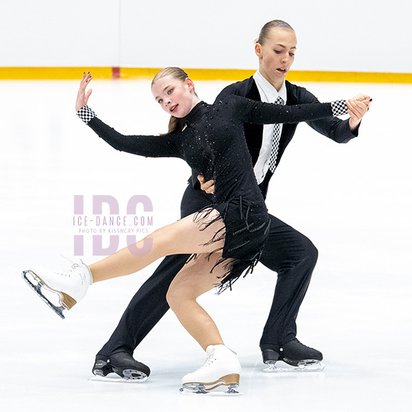 Mia Lee Mayer & Tobias Huber (GER)
