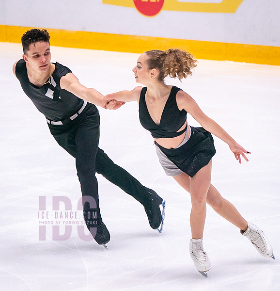 Sofiia Dovhal & Wiktor Kulesza (POL)
