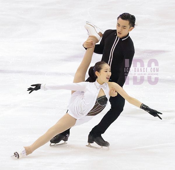 Sara Kishimoto & Atsuhiko Tamura