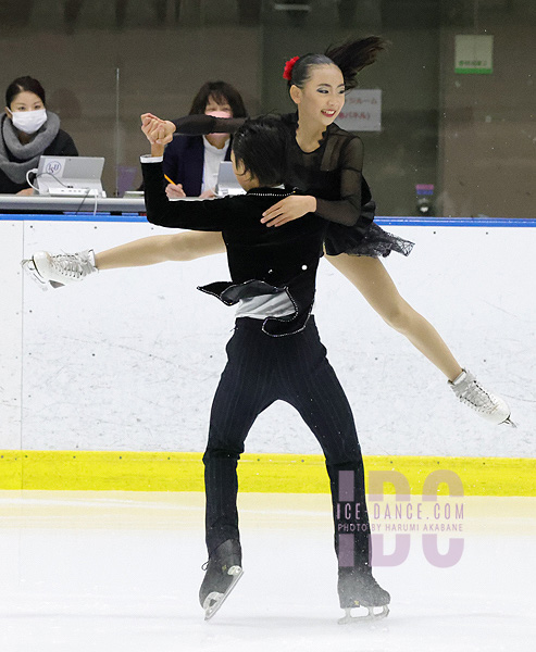 Sumire Yoshida & Ibuki Ogahara