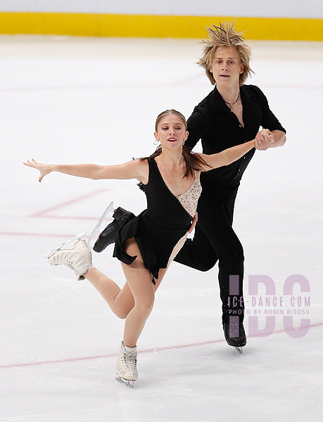 Zoe Larson & Andrii Kapran