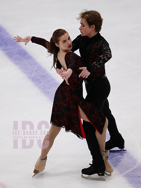 Emma L'Esperance & Mika Amdour