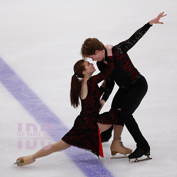 Emma L'Esperance & Mika Amdour