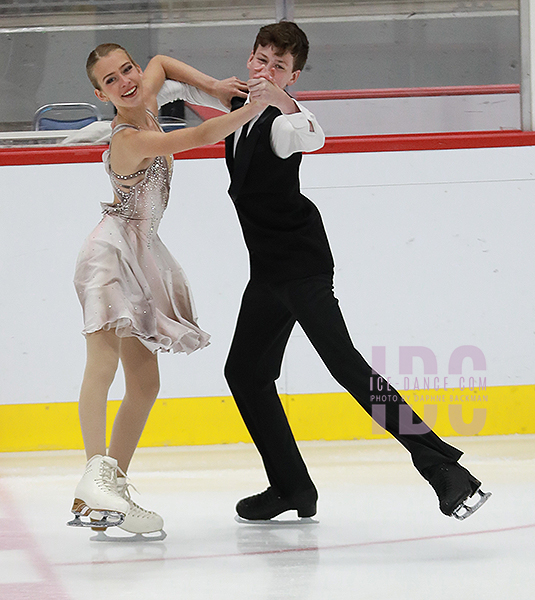 Michelle Deych & Wiles Middlekauff