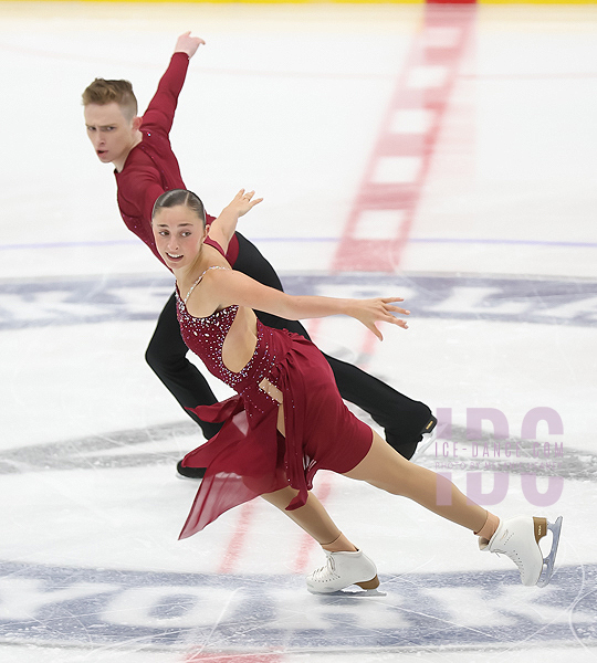 Caroline Depietri & TJ Carey