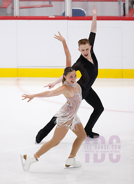 Caroline Depietri & TJ Carey