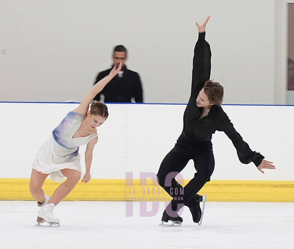 Victoria Manni & Carlo Roethlisberger (ITA)
