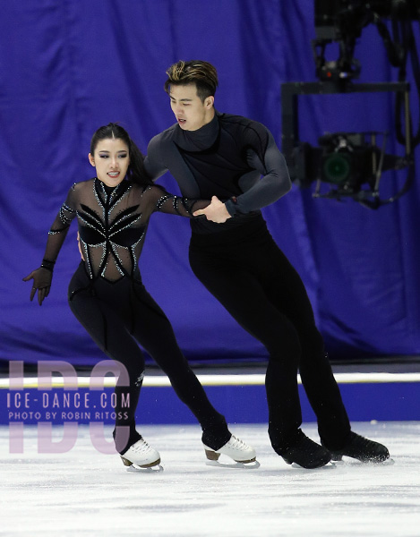 Shiyue Wang & Xinyu Liu (CHN)