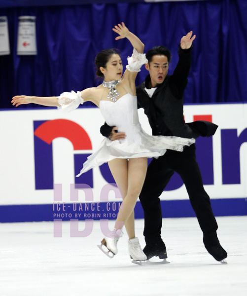 Kana Muramoto & Daisuke Takahashi (JPN)