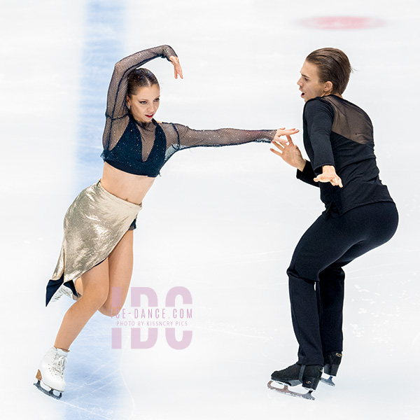 Victoria Manni & Carlo Roethlisberger (ITA)