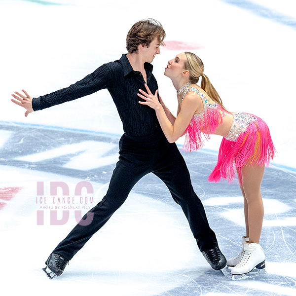 Eva Pate & Logan Bye (USA)