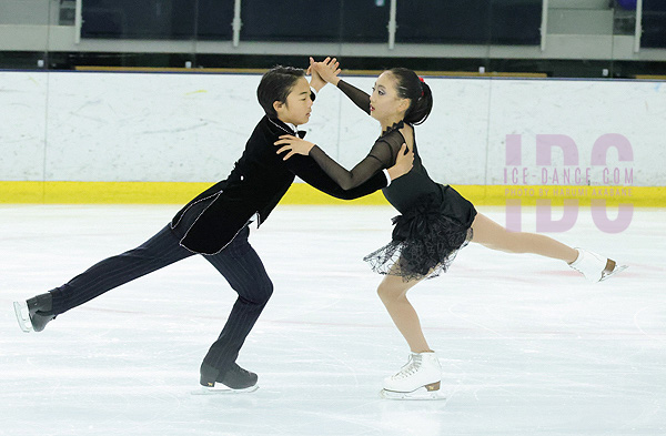 Sumire Yoshida & Ibuki Ogahara