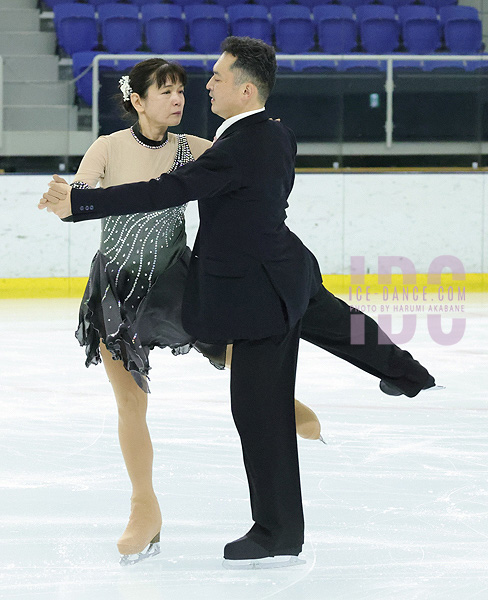 Yasuyo Tsukamoto & Yuji Tsukamoto