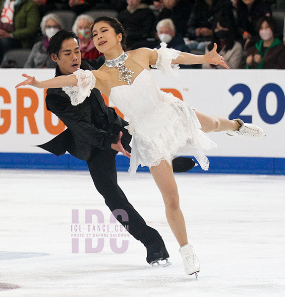 Kana Muramoto & Daisuke Takahashi (JPN)
