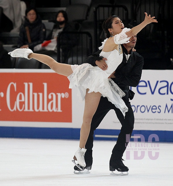 Kana Muramoto & Daisuke Takahashi (JPN)