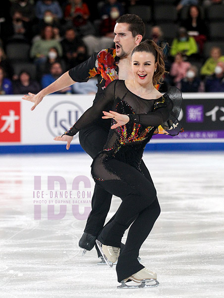 Marie-Jade Lauriault & Romain Le Gac (CAN)
