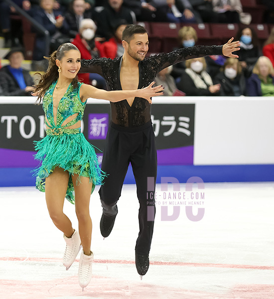 Lilah Fear & Lewis Gibson (GBR)