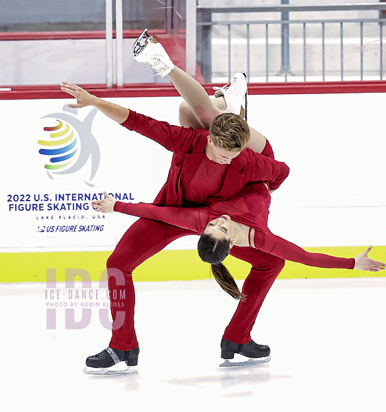 Lorraine McNamara & Anton Spiridonov (USA)