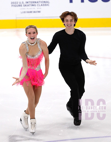 Eva Pate & Logan Bye (USA)