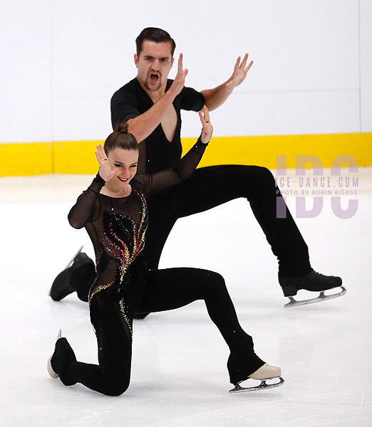 Marie-Jade Lauriault & Romain Le Gac (CAN)