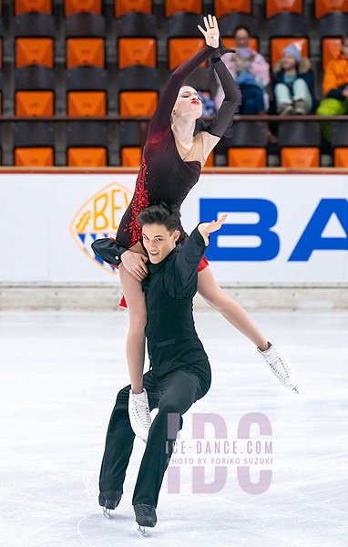 Darya Grimm & Michail Savitskiy (GER)