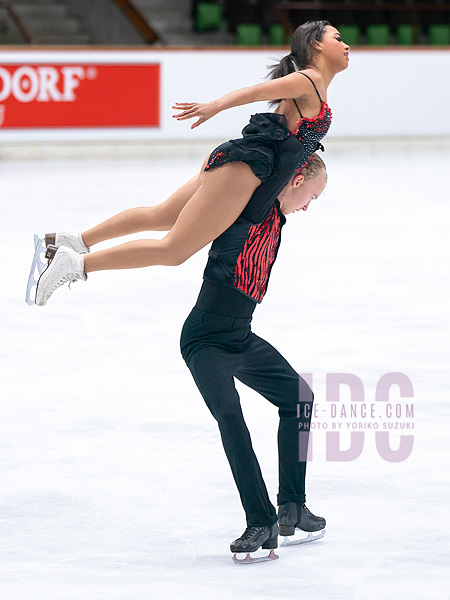 Hilda Taylor & Urho Reina (FIN)