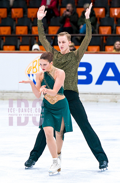 Adrienne Carhart & Aleksandr Kolosovski (AZE)