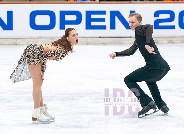 Adrienne Carhart & Aleksandr Kolosovski (AZE)