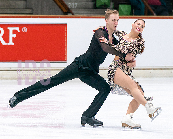 Adrienne Carhart & Aleksandr Kolosovski (AZE)