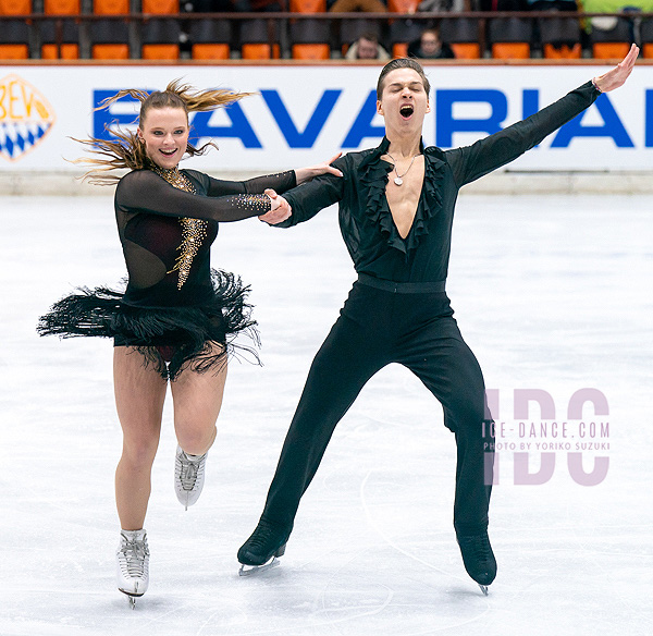 Maria Sofia Pucherova & Nikita Lysak (SVK)