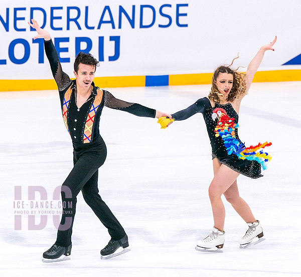 Marie Dupayage & Thomas Nabais (FRA)