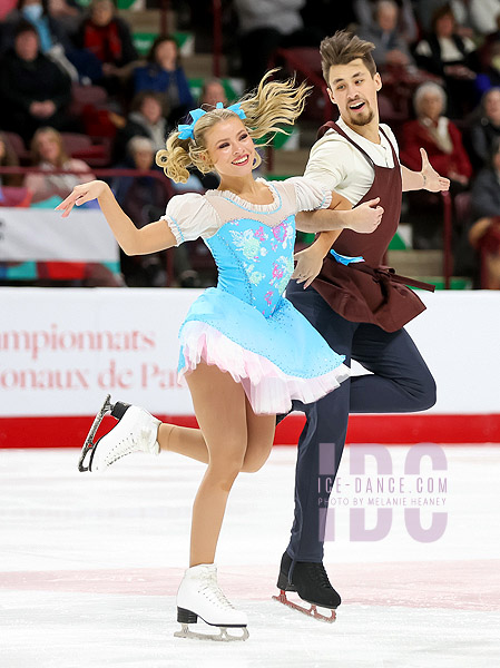 Molly Lanaghan & Dmitre Razgulajevs