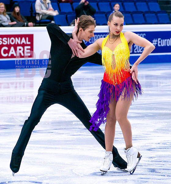 Mariia Holubtsova & Kyryl Bielobrov (UKR)