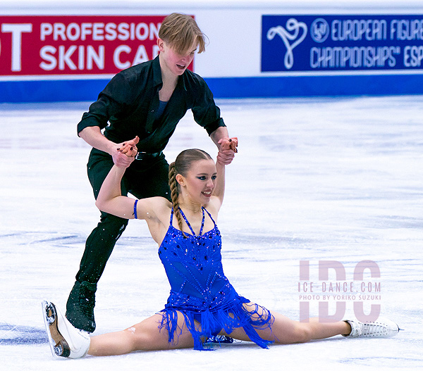 Mariia Pinchuk & Mykyta Pogorielov (UKR)