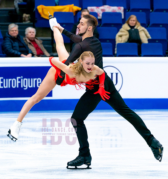 Mariia Ignateva & Danijil Leonyidovics Szemko (HUN)