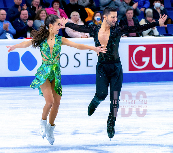 Lilah Fear & Lewis Gibson (GBR)