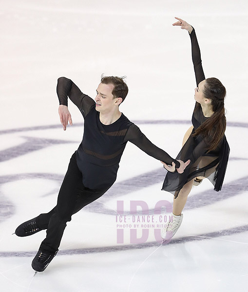 Gaukhar Naurysova & Boyisangur Datiev (KAZ)