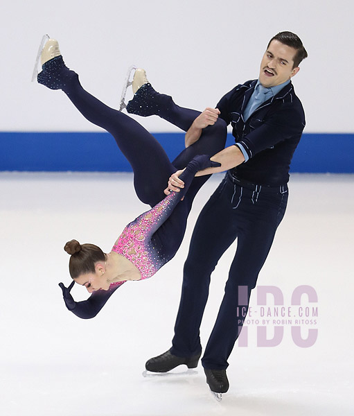Marie-Jade Lauriault & Romain Le Gac (CAN)