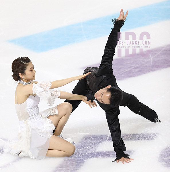 Kana Muramoto & Daisuke Takahashi (JPN)