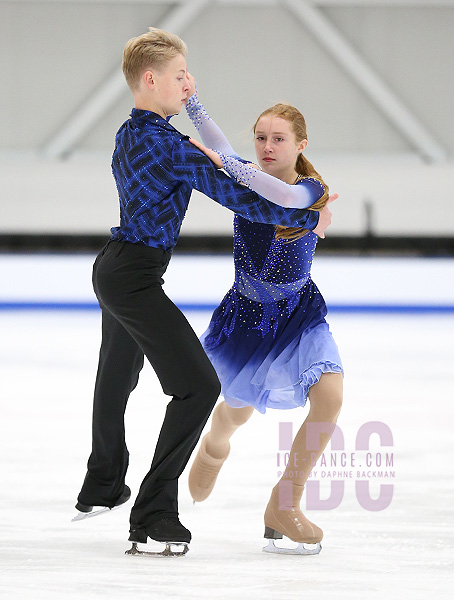 Dessie Hoewing-Moxley & Daniel Dehart