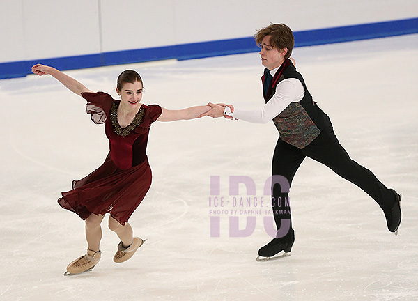 Emma L’Esperance & Mika Amdour