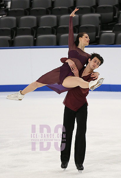 Helena Carhart & Volodymyr Horovyi
