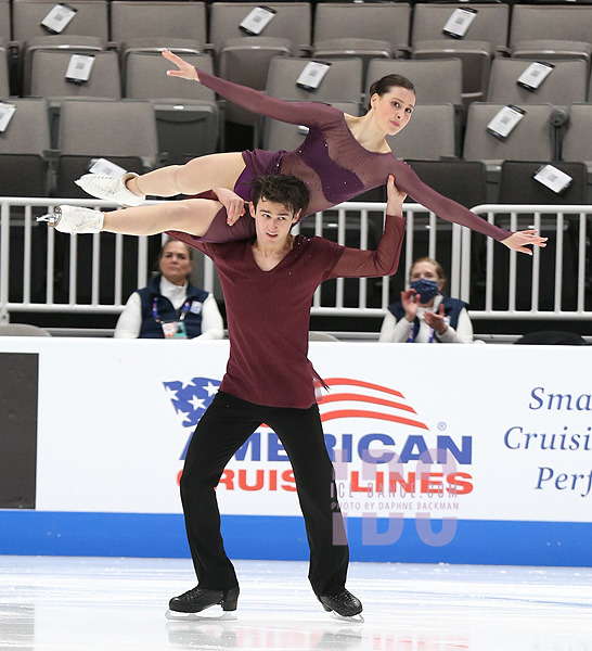 Helena Carhart & Volodymyr Horovyi