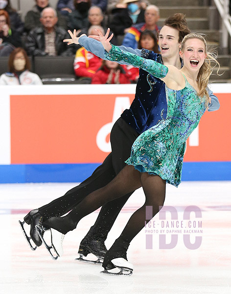 Eva Pate & Logan Bye